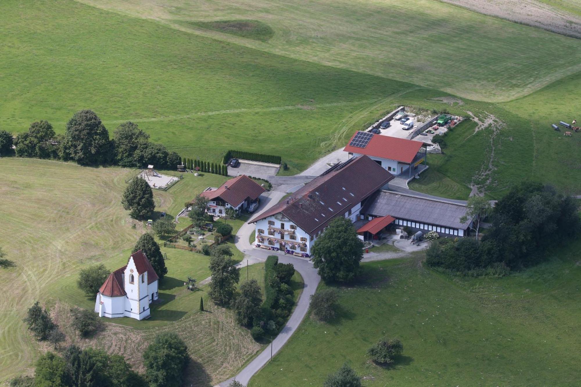 Bio Ferienhof Heiler Apartman Feldkirchen-Westerham Kültér fotó